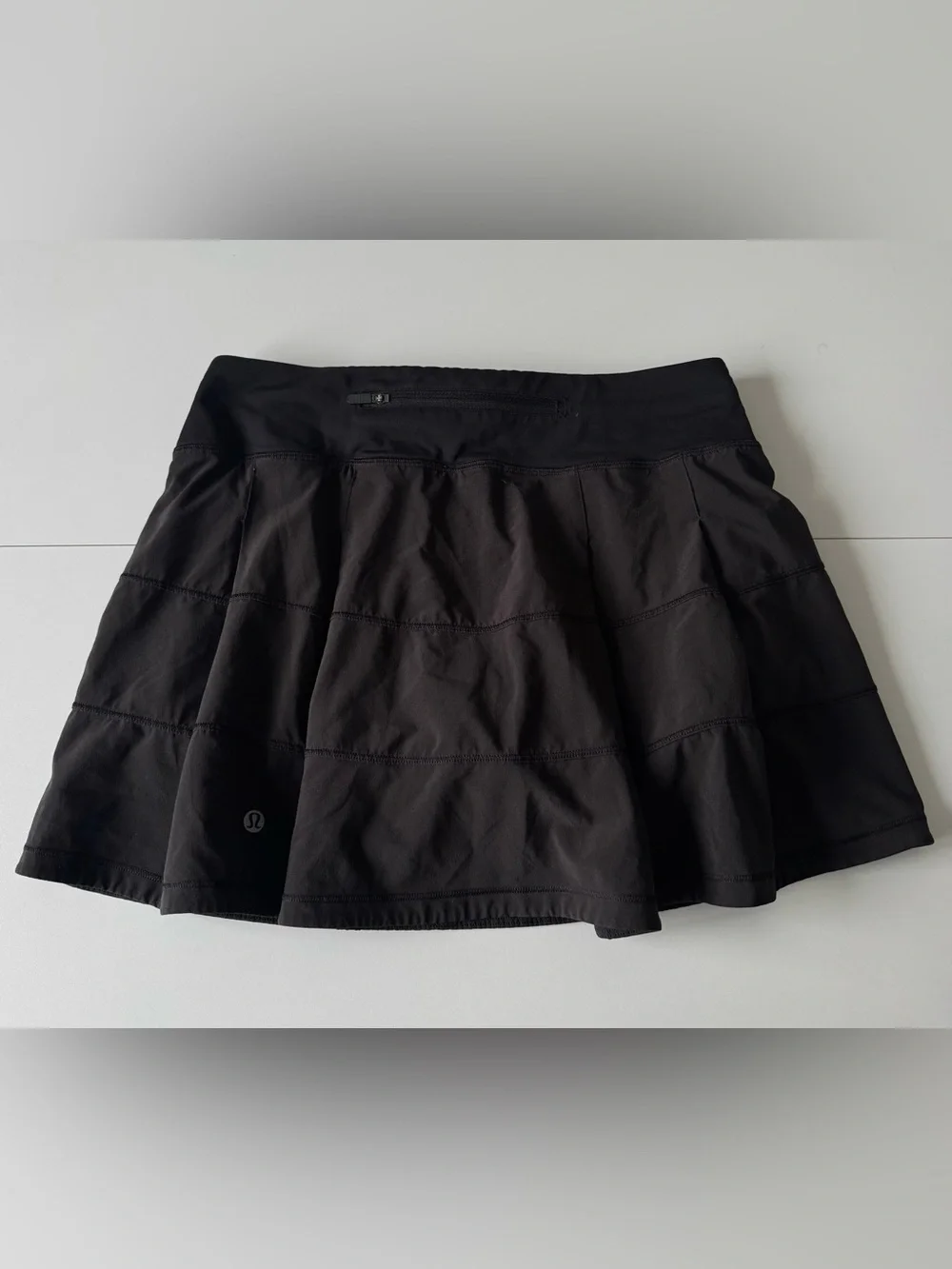 Lululemon Pace Rival Mid-Rise Tennis Skirt in Black (Long 12”) - Size 6